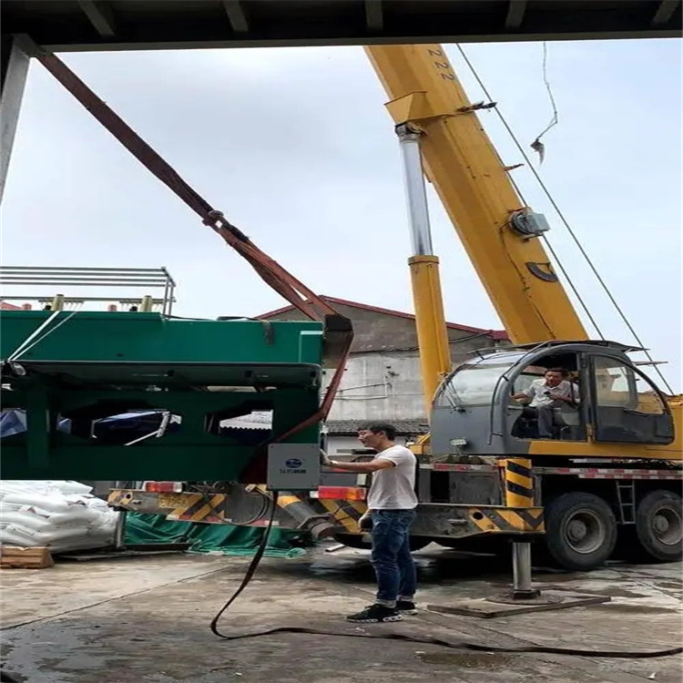 信丰大吨位吊车租赁应急保障方案|化解突发吊装需求难题